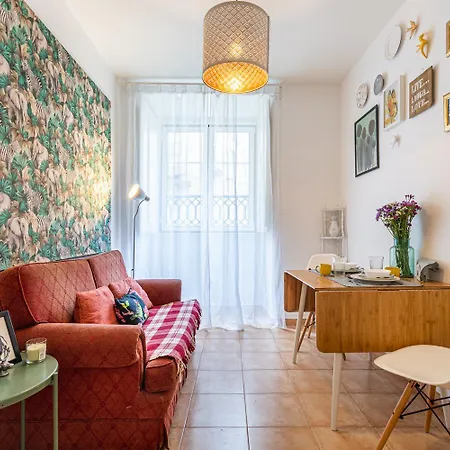3 Bedroom Close To The Castle * Lissabon