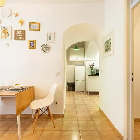 3 Bedroom Close To The Castle Appartement *