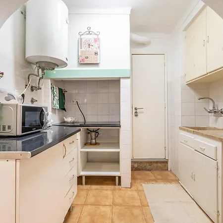 3 Bedroom Close To The Castle Appartement Lisboa